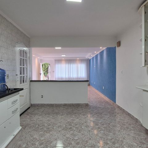 Casa para alugar com 120m², 3 quartos e 1 vaga Casa para alugar com 120m², 3 quartos e 1 vagaCozinha
