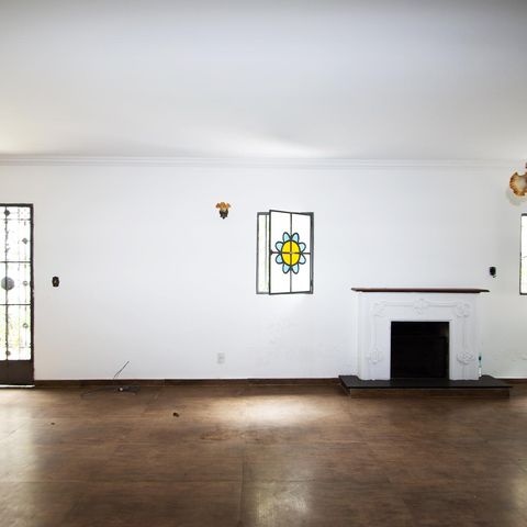 Casa à venda com 350m², 3 quartos e 5 vagas Casa à venda com 350m², 3 quartos e 5 vagasSala 1
