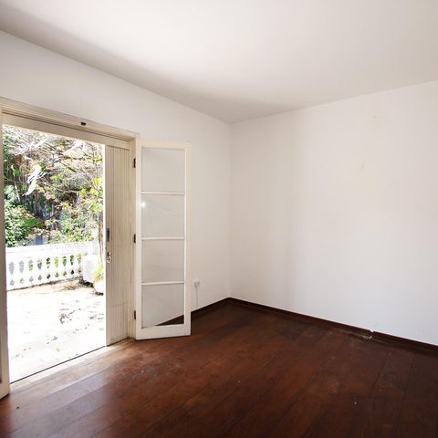 Casa à venda com 350m², 3 quartos e 5 vagas Casa à venda com 350m², 3 quartos e 5 vagasquarto 3