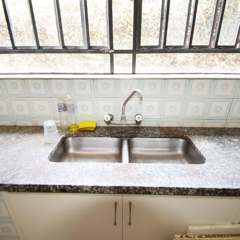 Casa à venda com 350m², 3 quartos e 5 vagas Casa à venda com 350m², 3 quartos e 5 vagascozinha