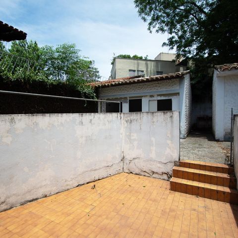 Casa à venda com 350m², 3 quartos e 5 vagas Casa à venda com 350m², 3 quartos e 5 vagaslavanderia