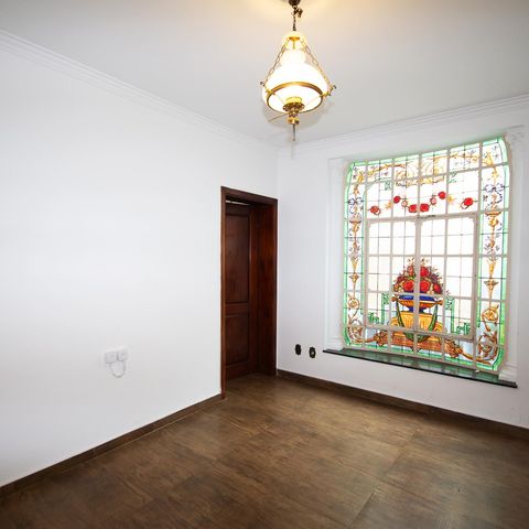 Casa à venda com 350m², 3 quartos e 5 vagas Casa à venda com 350m², 3 quartos e 5 vagasSala 2