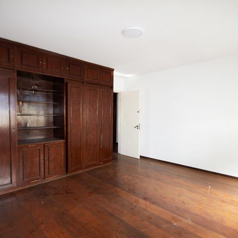 Casa à venda com 350m², 3 quartos e 5 vagas Casa à venda com 350m², 3 quartos e 5 vagasquarto 2