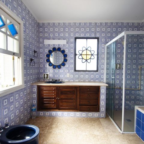 Casa à venda com 350m², 3 quartos e 5 vagas Casa à venda com 350m², 3 quartos e 5 vagasbanheiro quarto 1
