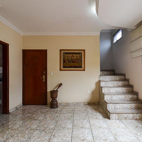 Apartamento à venda com 197m², 3 quartos e 2 vagas Apartamento à venda com 197m², 3 quartos e 2 vagasSala Ambientes