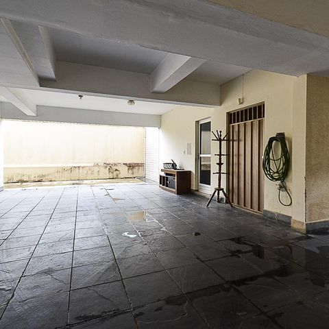 Apartamento à venda com 197m², 3 quartos e 2 vagas Apartamento à venda com 197m², 3 quartos e 2 vagasGaragem