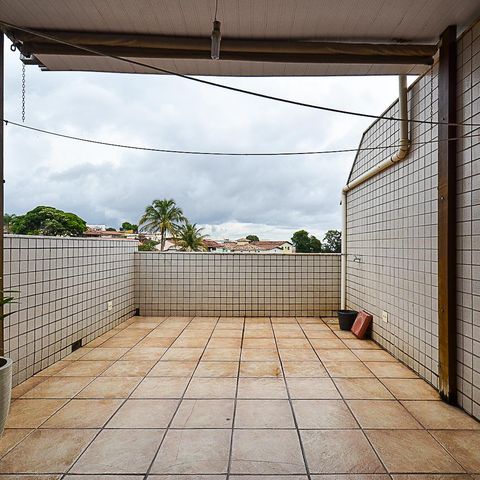 Apartamento à venda com 197m², 3 quartos e 2 vagas Apartamento à venda com 197m², 3 quartos e 2 vagasCobertura