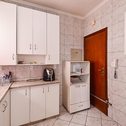 Apartamento à venda com 197m², 3 quartos e 2 vagas Apartamento à venda com 197m², 3 quartos e 2 vagasCozinha