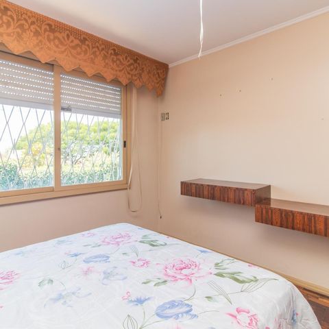 Casa à venda com 160m², 4 quartos e 2 vagas Casa à venda com 160m², 4 quartos e 2 vagasQuarto 2