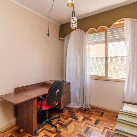 Casa à venda com 160m², 4 quartos e 2 vagas Casa à venda com 160m², 4 quartos e 2 vagasQuarto 3