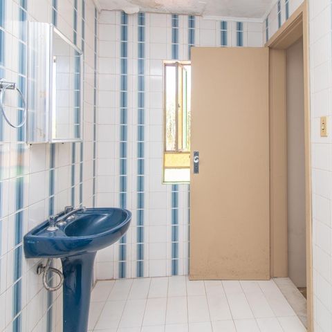Casa à venda com 160m², 4 quartos e 2 vagas Casa à venda com 160m², 4 quartos e 2 vagasBanheiro da Suíte