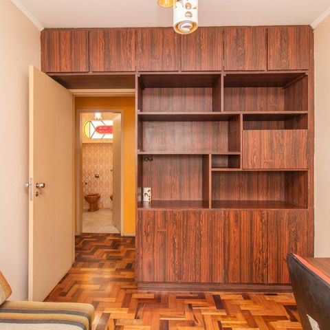 Casa à venda com 160m², 4 quartos e 2 vagas Casa à venda com 160m², 4 quartos e 2 vagasQuarto 3