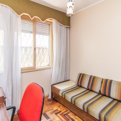 Casa à venda com 160m², 4 quartos e 2 vagas Casa à venda com 160m², 4 quartos e 2 vagasQuarto 3