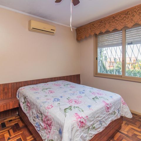 Casa à venda com 160m², 4 quartos e 2 vagas Casa à venda com 160m², 4 quartos e 2 vagasQuarto 2