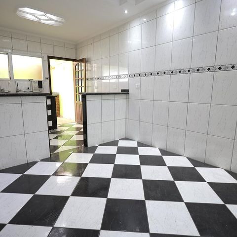 Casa para alugar com 200m², 3 quartos e 2 vagas Casa para alugar com 200m², 3 quartos e 2 vagasCopa