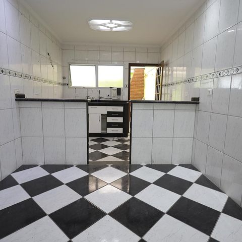 Casa para alugar com 200m², 3 quartos e 2 vagas Casa para alugar com 200m², 3 quartos e 2 vagasCopa