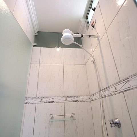 Casa para alugar com 200m², 3 quartos e 2 vagas Casa para alugar com 200m², 3 quartos e 2 vagasBanheiro