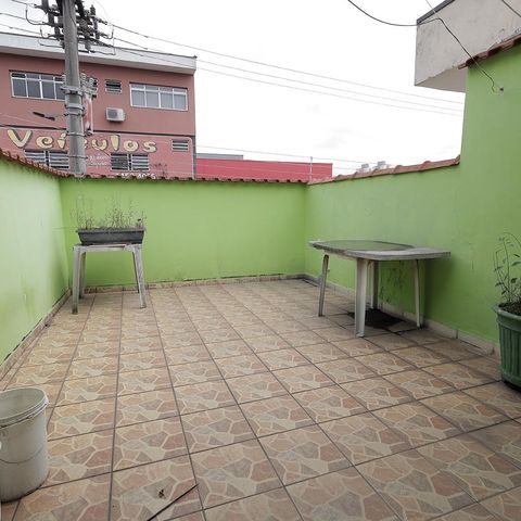 Casa para alugar com 200m², 3 quartos e 2 vagas Casa para alugar com 200m², 3 quartos e 2 vagasQuintal