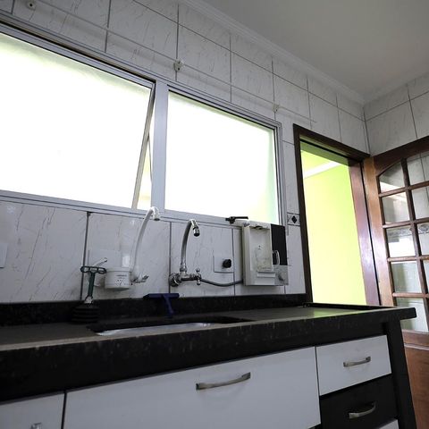 Casa para alugar com 200m², 3 quartos e 2 vagas Casa para alugar com 200m², 3 quartos e 2 vagasCozinha