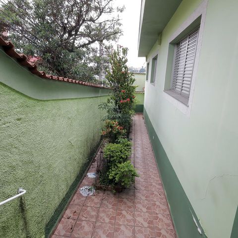 Casa para alugar com 200m², 3 quartos e 2 vagas Casa para alugar com 200m², 3 quartos e 2 vagasJardim