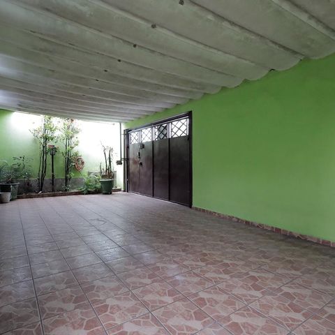 Casa para alugar com 200m², 3 quartos e 2 vagas Casa para alugar com 200m², 3 quartos e 2 vagasGaragem