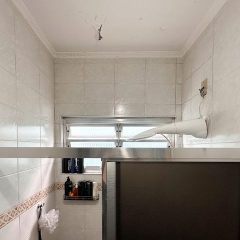 Casa à venda com 138m², 3 quartos e 2 vagas Casa à venda com 138m², 3 quartos e 2 vagas Banheiro Social