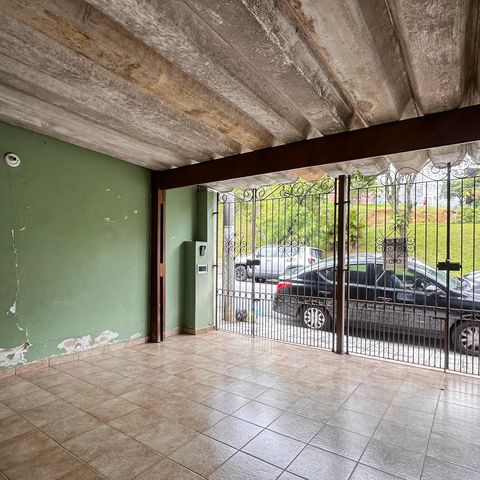 Casa à venda com 138m², 3 quartos e 2 vagas Casa à venda com 138m², 3 quartos e 2 vagasGaragem