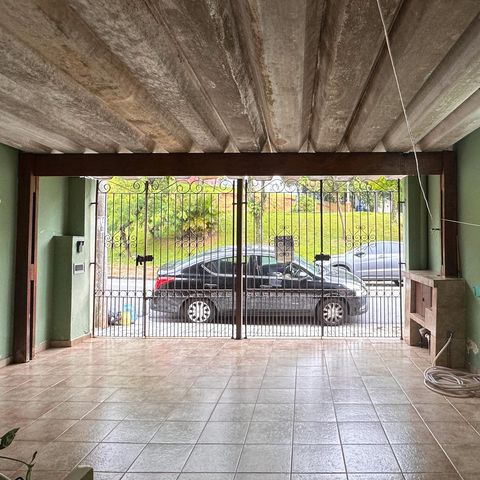 Casa à venda com 138m², 3 quartos e 2 vagas Casa à venda com 138m², 3 quartos e 2 vagasGaragem