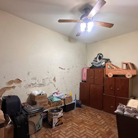 Casa à venda com 138m², 3 quartos e 2 vagas Casa à venda com 138m², 3 quartos e 2 vagasQuarto de Serviço