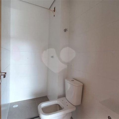 Casa à venda com 32m², 1 quarto e 1 vaga