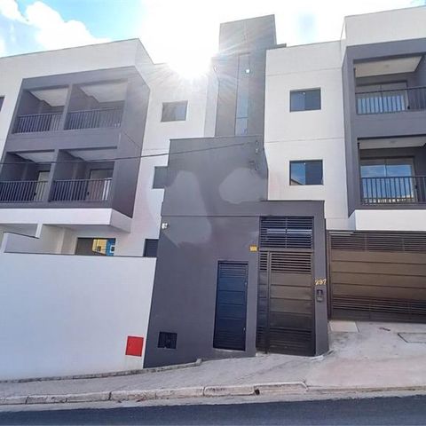 Casa à venda com 32m², 1 quarto e 1 vaga