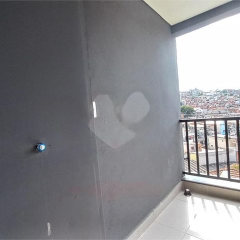Casa à venda com 32m², 1 quarto e 1 vaga