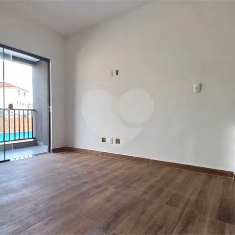 Casa à venda com 32m², 1 quarto e 1 vaga