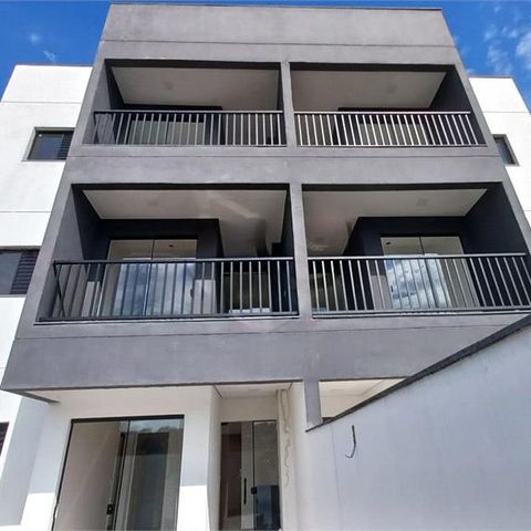 Casa à venda com 32m², 1 quarto e 1 vaga