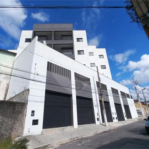 Casa à venda com 32m², 1 quarto e 1 vaga