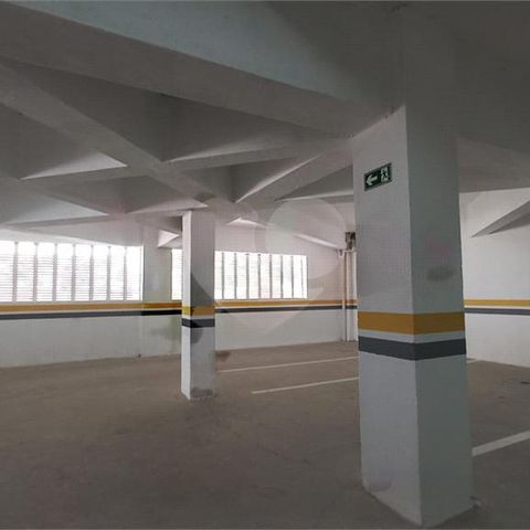 Casa à venda com 32m², 1 quarto e 1 vaga
