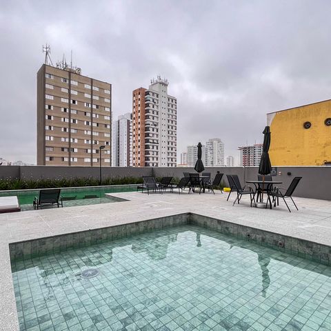Apartamento à venda com 38m², 2 quartos e sem vaga Apartamento à venda com 38m², 2 quartos e sem vagaÁrea comum - Piscina