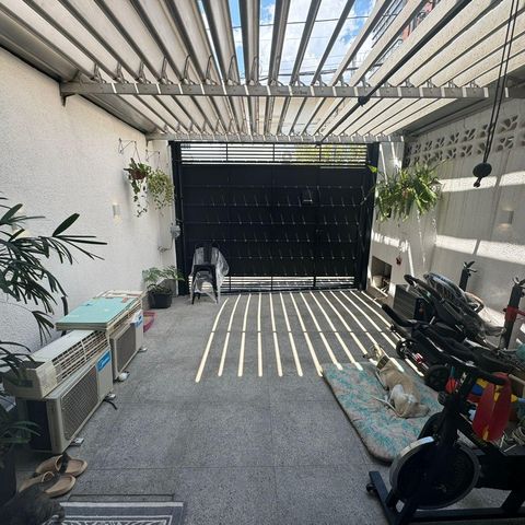 Casa de condomínio à venda com 110m², 2 quartos e 2 vagas