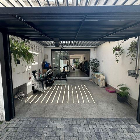 Casa de condomínio à venda com 110m², 2 quartos e 2 vagas