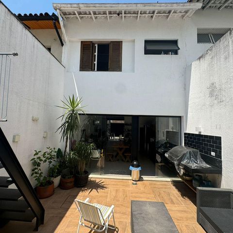 Casa de condomínio à venda com 110m², 2 quartos e 2 vagas
