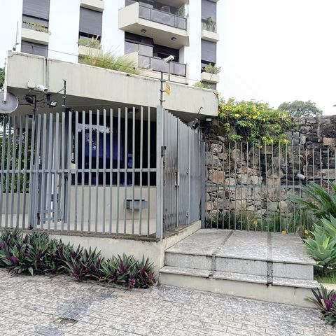Apartamento à venda com 267m², 4 quartos e 4 vagasEntrada do condomínio