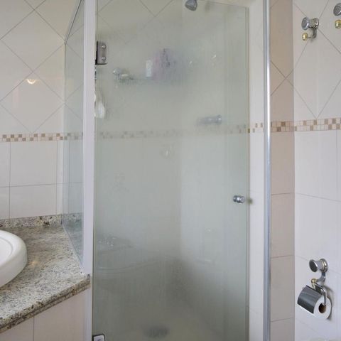 Apartamento à venda com 267m², 4 quartos e 4 vagasBanheiro Suíte Principal