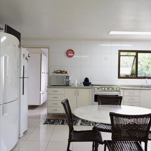 Apartamento à venda com 267m², 4 quartos e 4 vagasCozinha