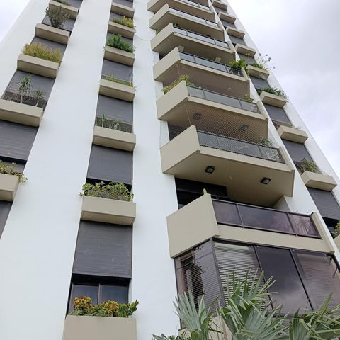 Apartamento à venda com 267m², 4 quartos e 4 vagasFachada