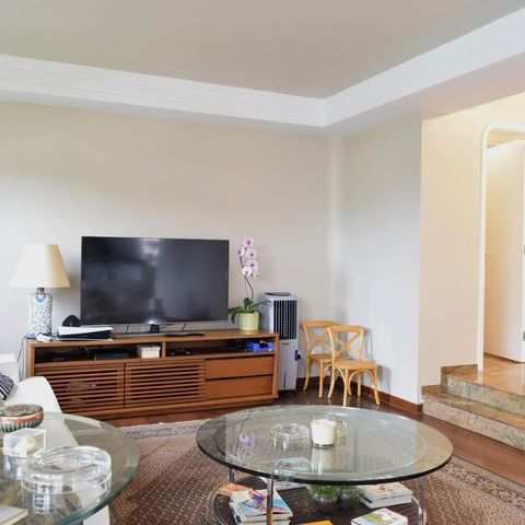 Apartamento à venda com 267m², 4 quartos e 4 vagasSala