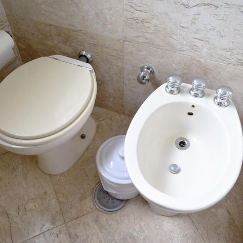Apartamento à venda com 267m², 4 quartos e 4 vagasBanheiro da Suíte 1