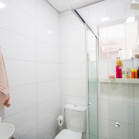 Apartamento à venda com 59m², 2 quartos e 1 vagaBanheiro do quarto 1