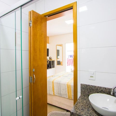 Apartamento à venda com 59m², 2 quartos e 1 vagaBanheiro do quarto 1