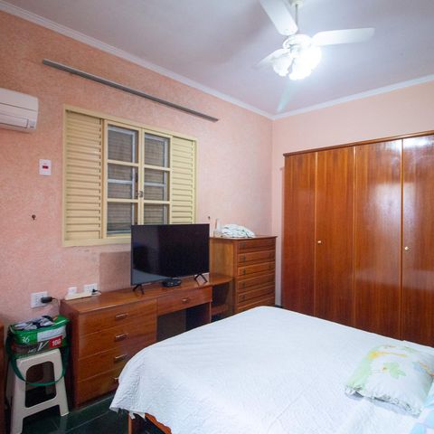 Casa para alugar com 380m², 3 quartos e 6 vagasSuíte