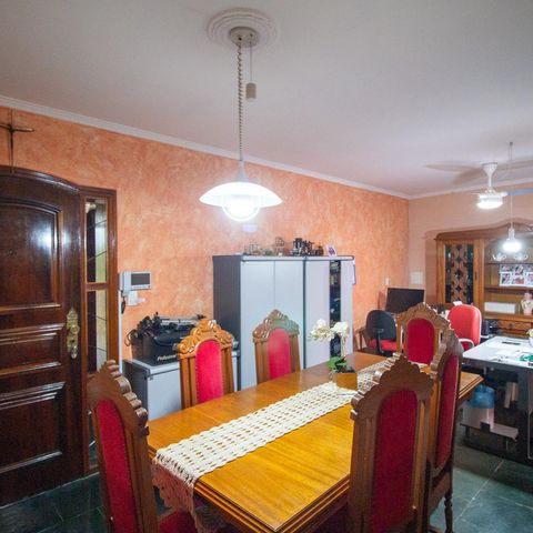 Casa para alugar com 380m², 3 quartos e 6 vagasSala